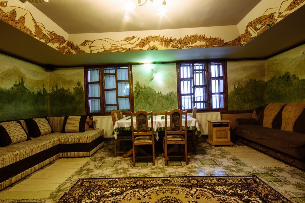 Korona Karpat Lazeshchyna Exterior foto